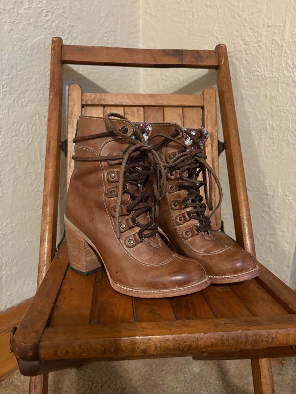 Freebird Borow size 6
